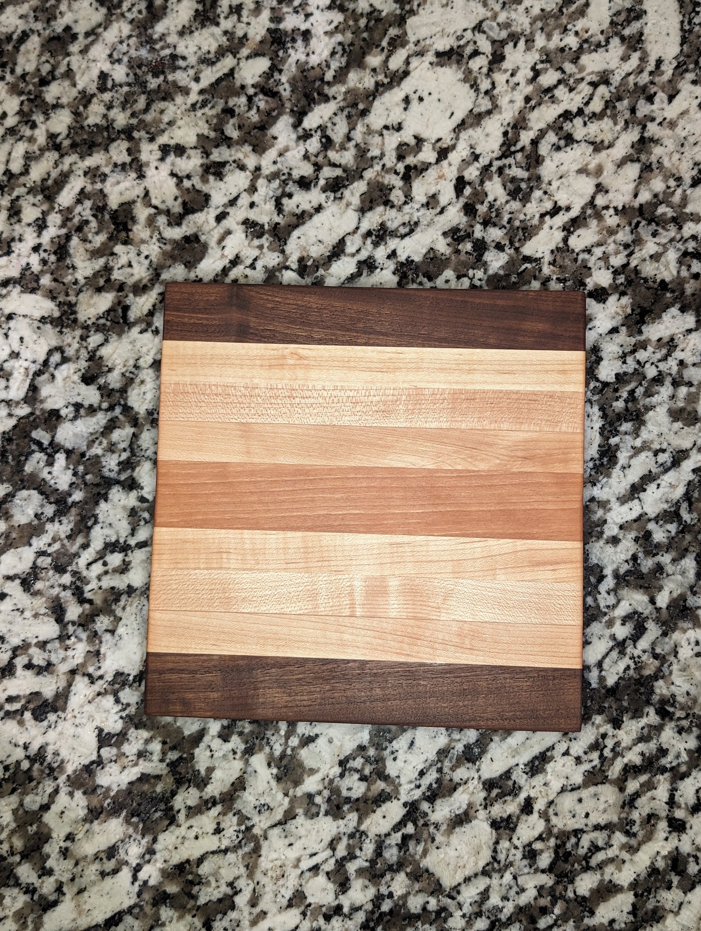 8"x8" Cutting Board